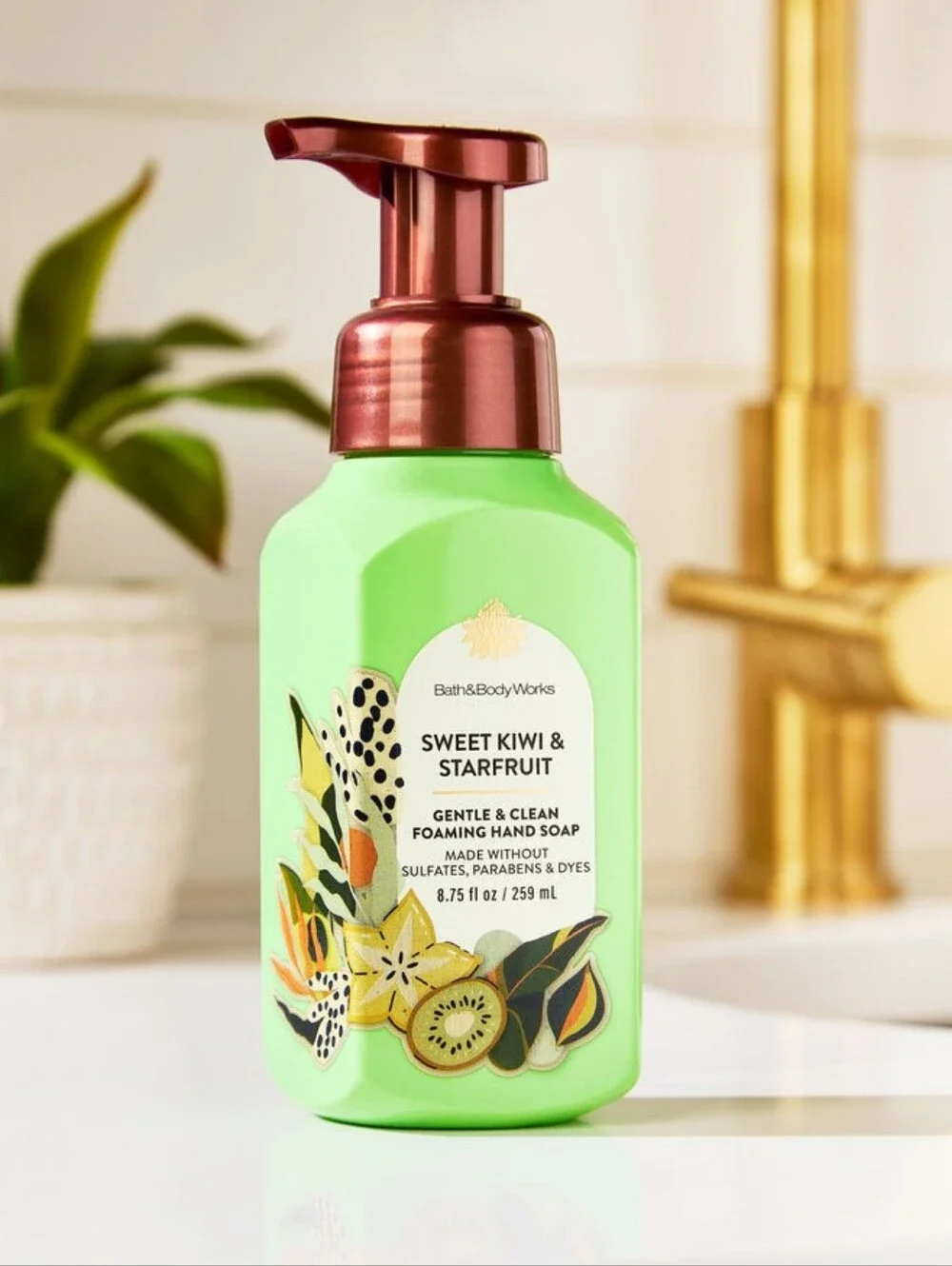 Bath & Body Works Sweet Kiwi & Starfruit Foaming Hand Soap 8 Fl Oz
